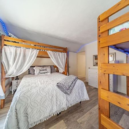 Cottage In The Falls, 2 B, 2 Bath, Fireplace Cuyahoga Falls Ngoại thất bức ảnh